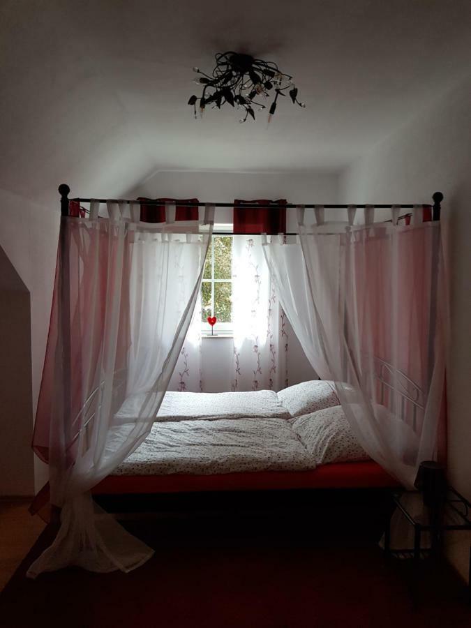 Romantik Ferienwohnung Am Tor Zum Allgaeu - Erwachsenenferienwohnung Fuchstal Экстерьер фото